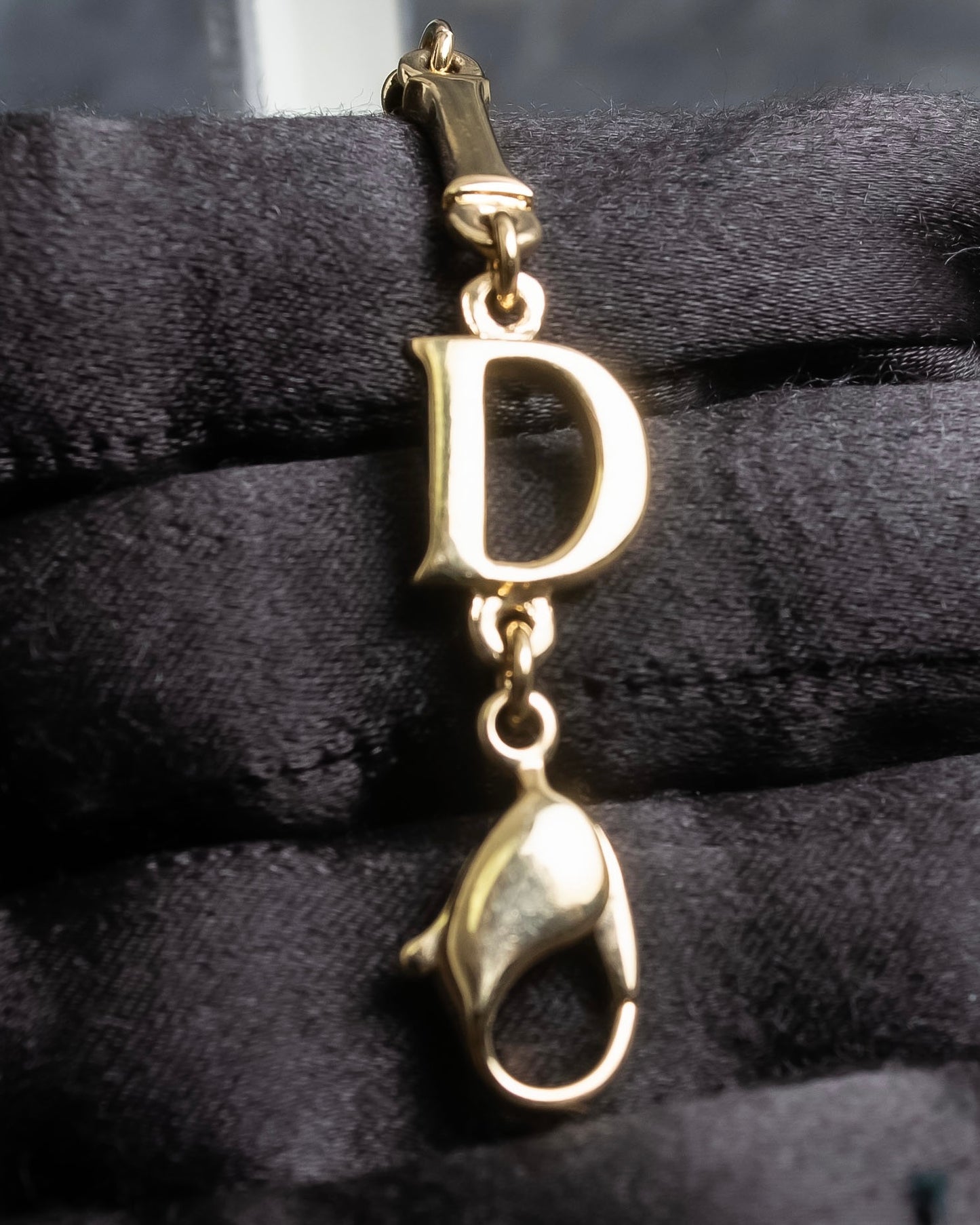 "Christian Dior" DIOR＆PARIS motif gold bracelet