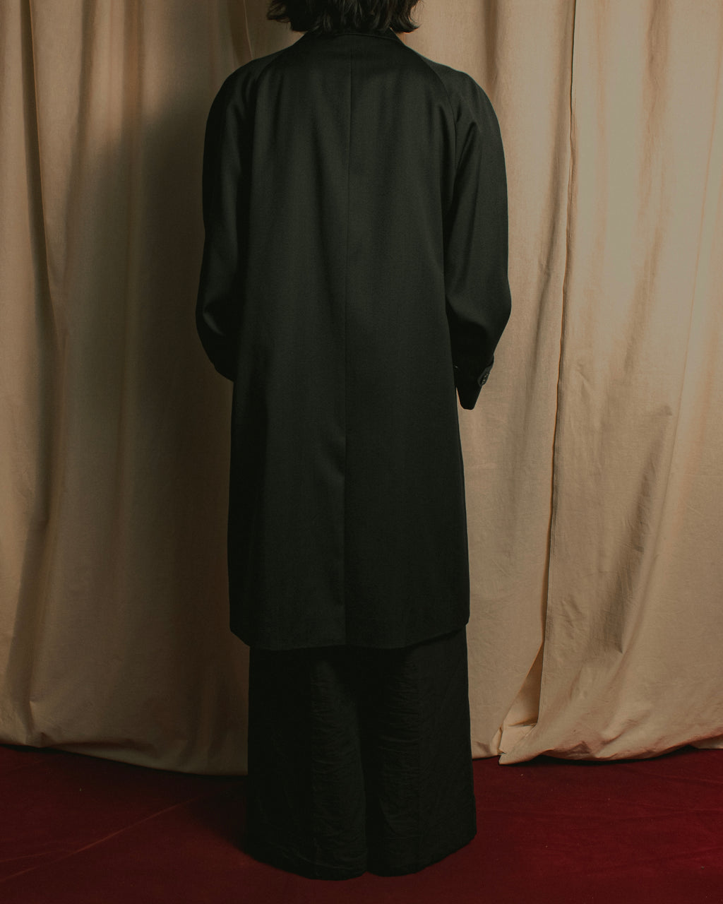 “Yves Saint Laurent” 90’s clean fly-front bal collar coat