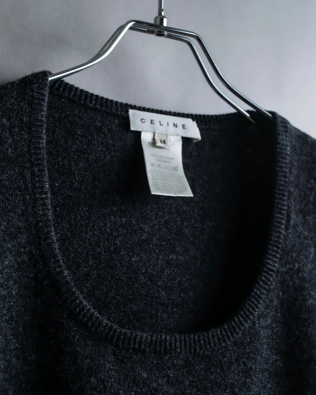 "CELINE" Beautiful U-neck design cashmere knit pullover