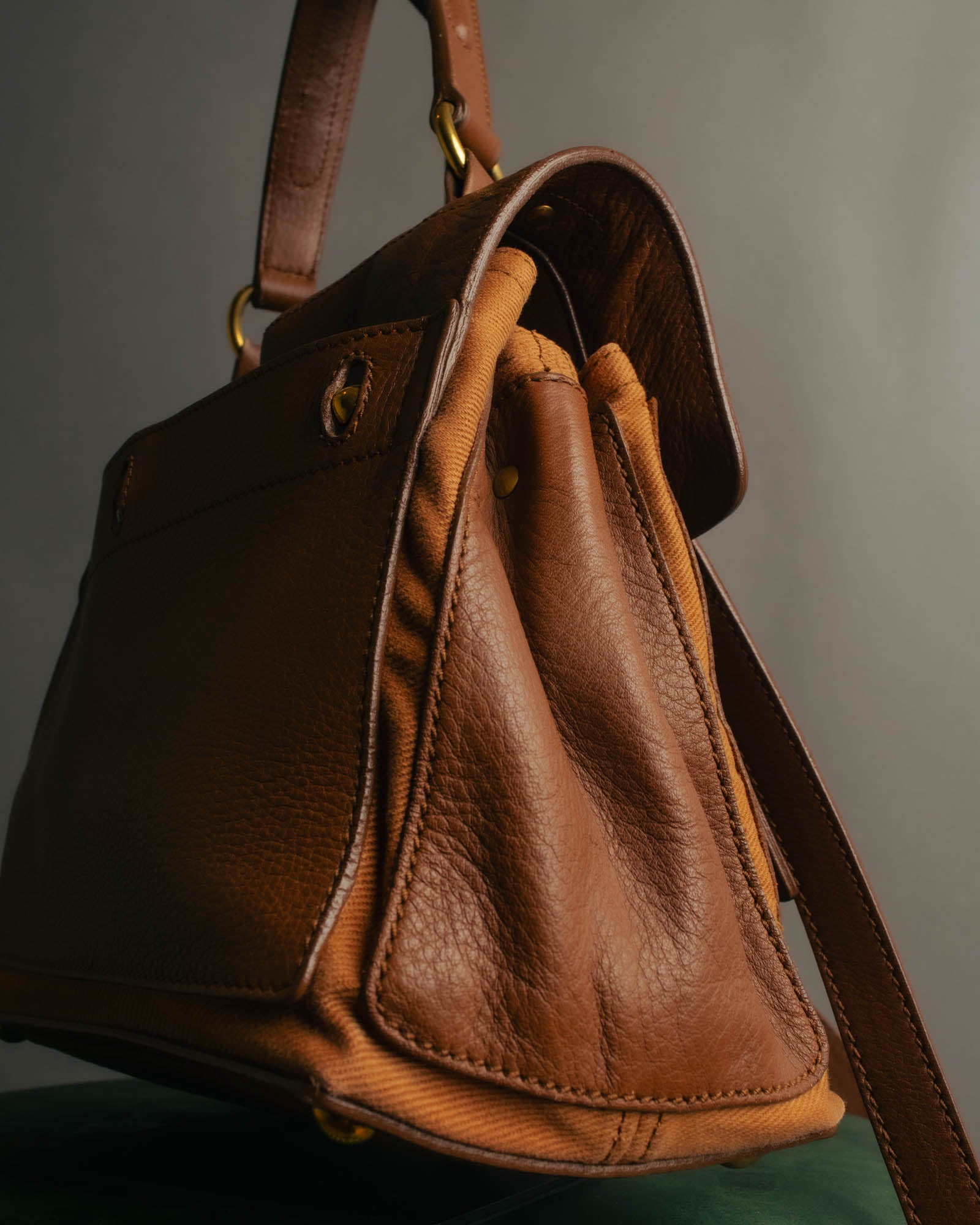 "Yves Saint Laurent" 00's-10's Structured leather shoulder bag