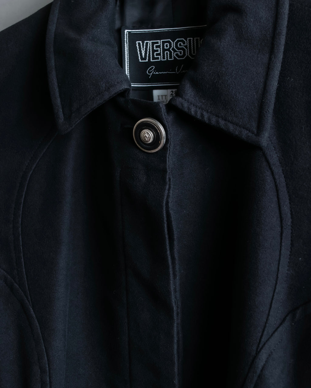 "Versus Versace" Belted design short length stencolor coat