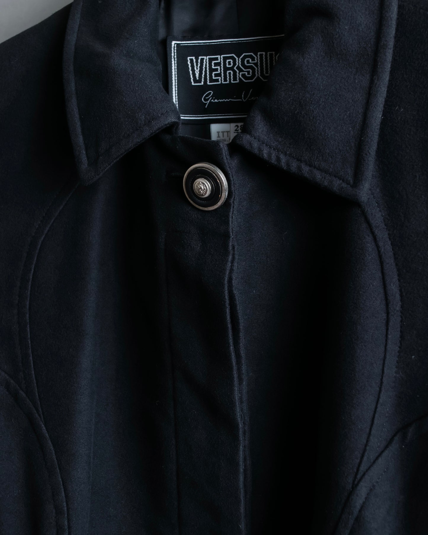 "Versus Versace" Belted design short length stencolor coat