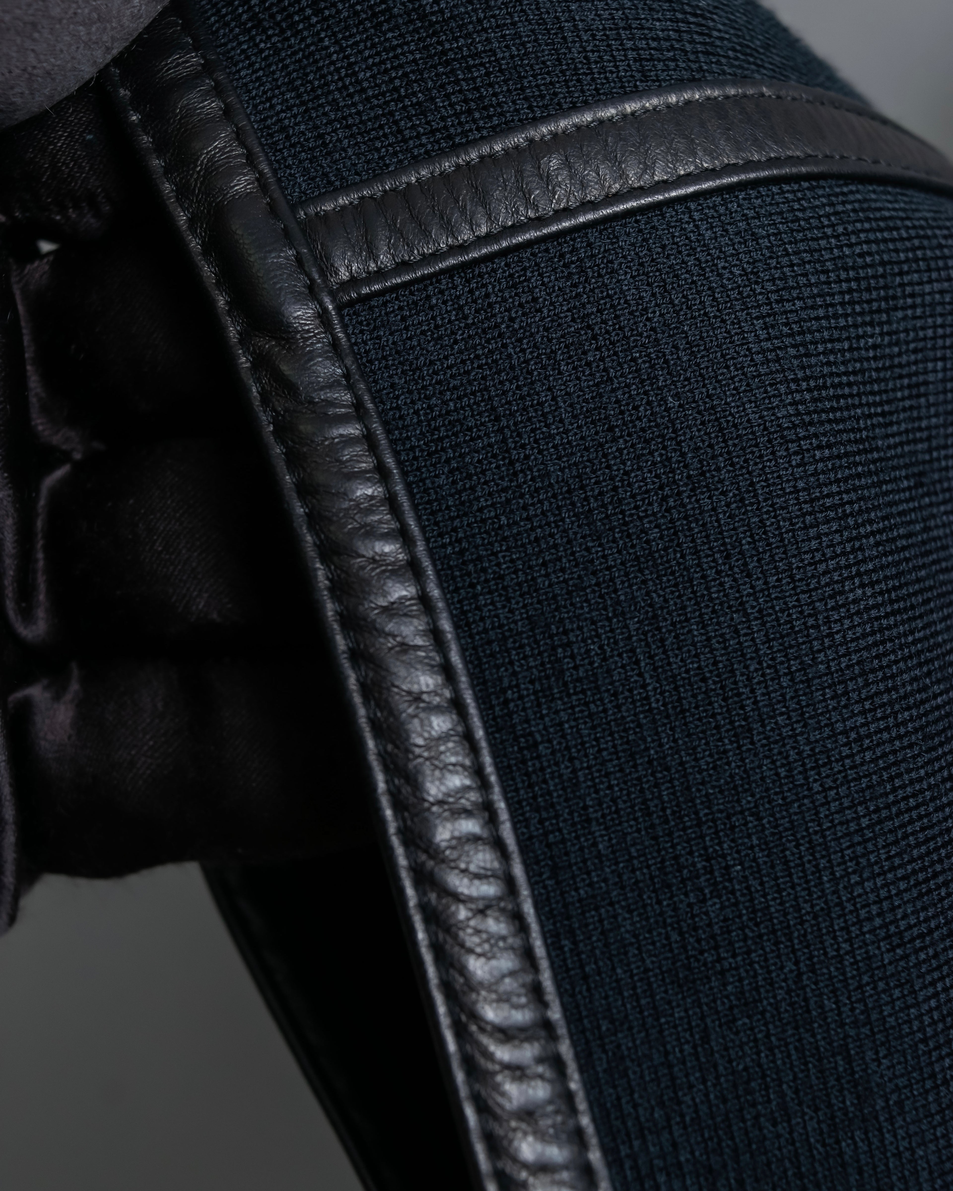 "GUCCI" Leather piping design box sleeve T-shirt