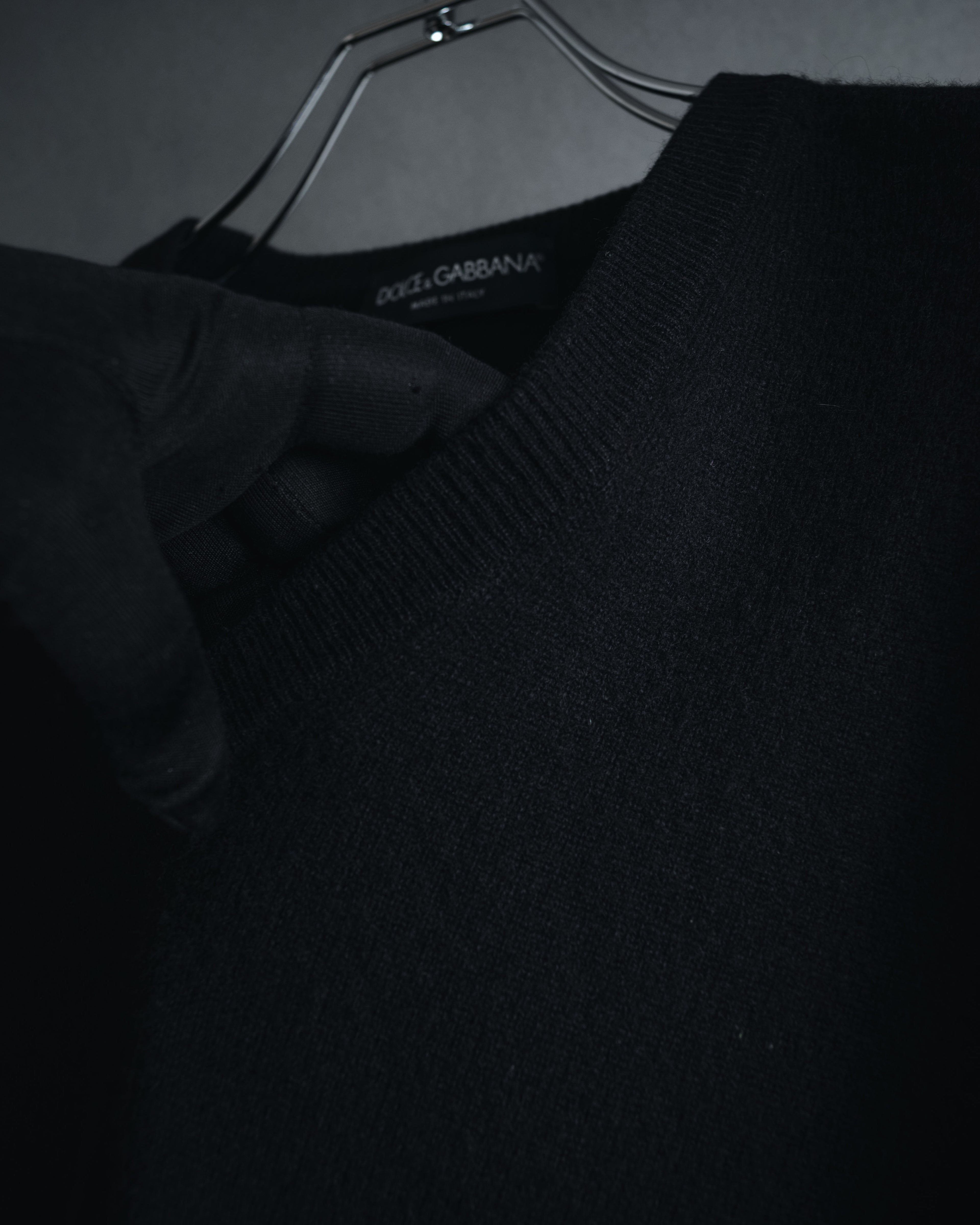 "Dolce & Gabbana" Minimal v-neck fine knit sweater