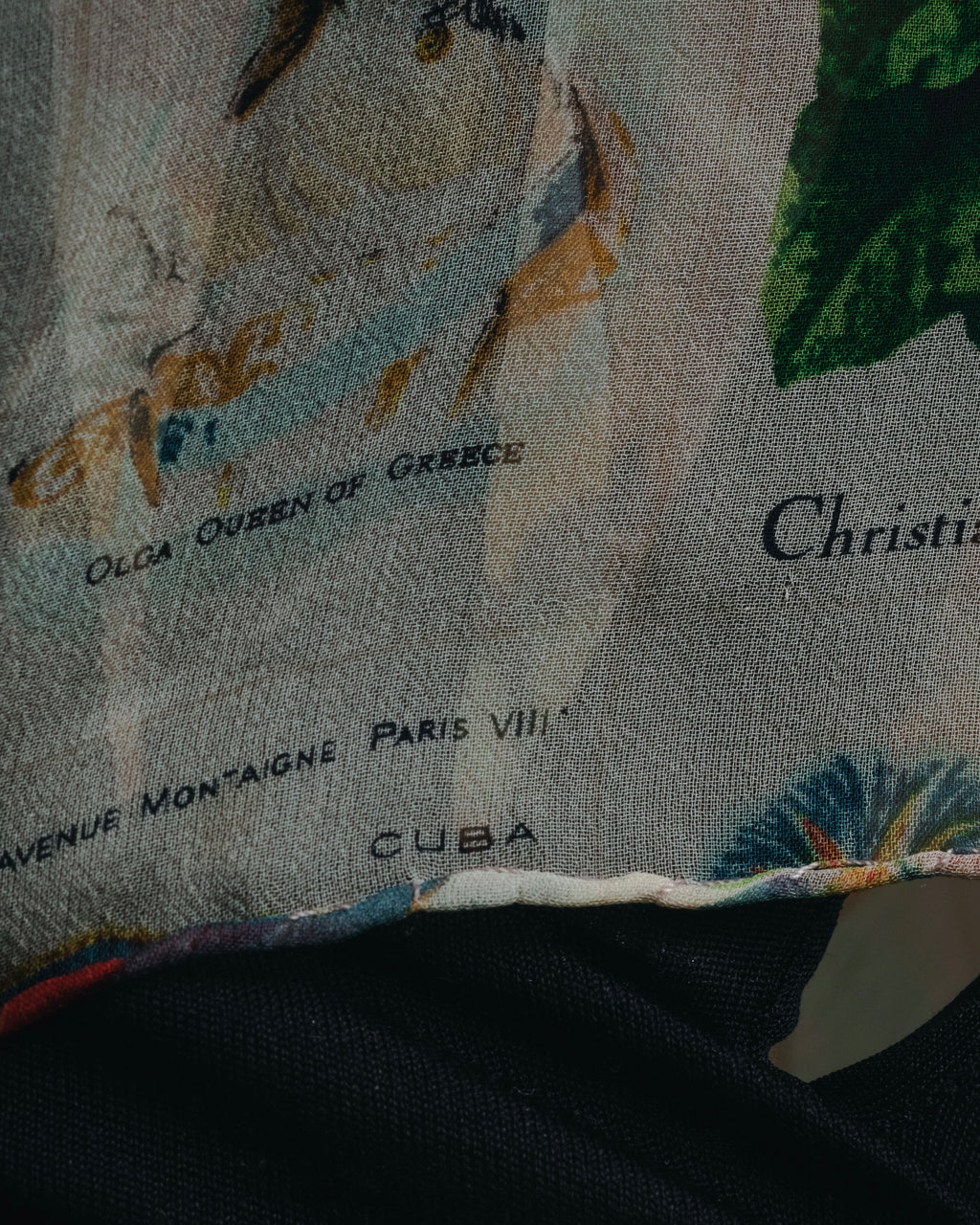 –SPECIAL– "Christian Dior"
00’s historic collage-print silk chiffon large stole