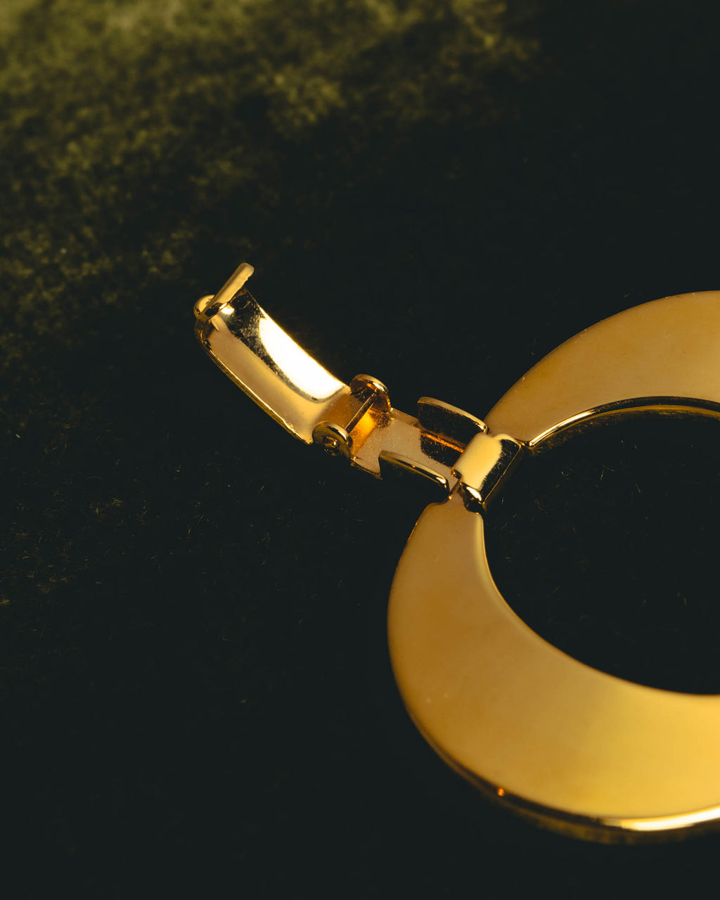 "Christian Dior" 80's-90's Sculptural gold tone link bracelet