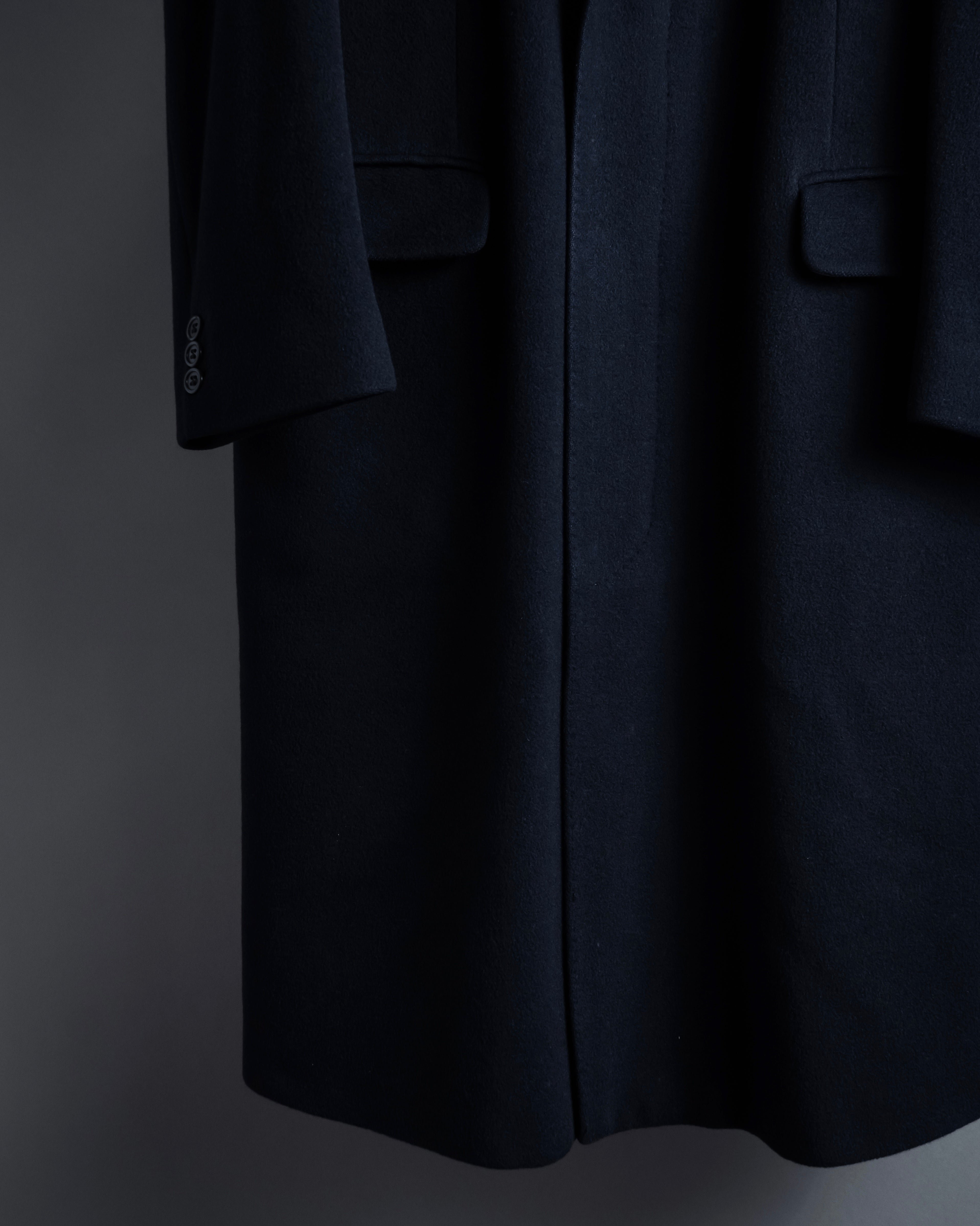 -SPECIAL- "BURBERRYS" 1980-1990's 
Classically tailored oversized 100% cashmere chester coat