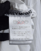 "ISSEY MIYAKE" Pleated design polyester long shirt