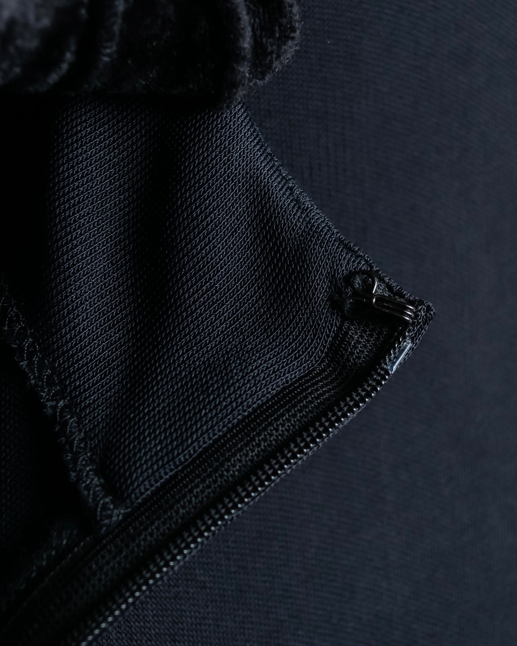 "CELINE" Gathered design vertical line dress