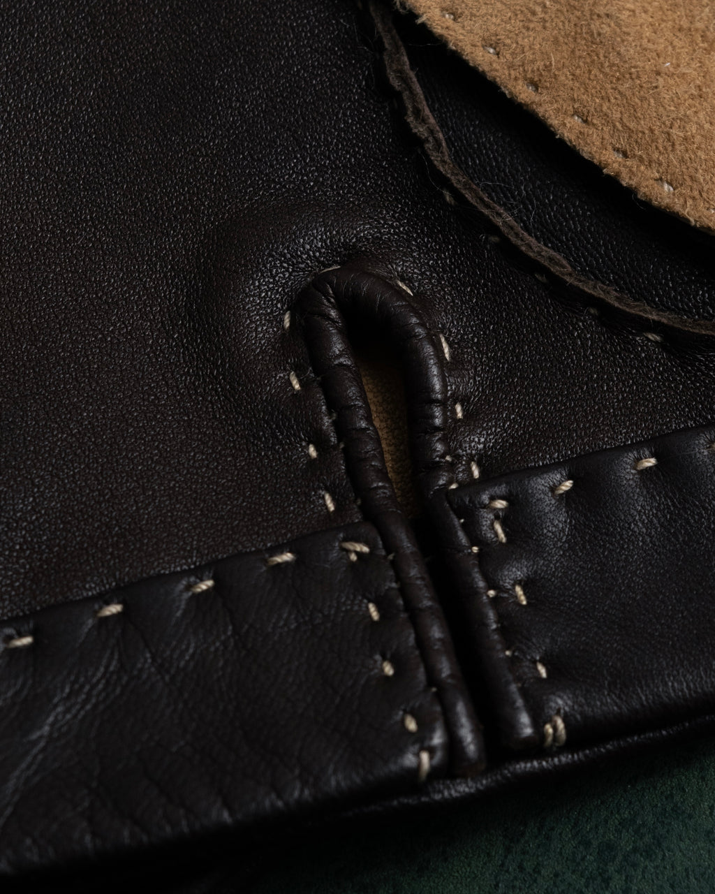 "LOEWE" Logo engraved combination leather gloves