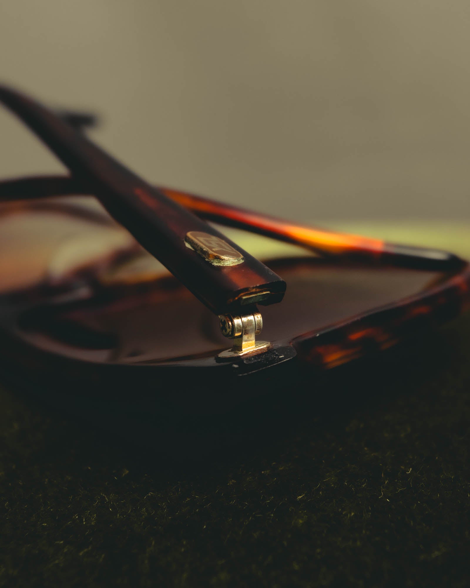 "Yves Saint Laurent" 80's Oversized tortoiseshell square sunglasses