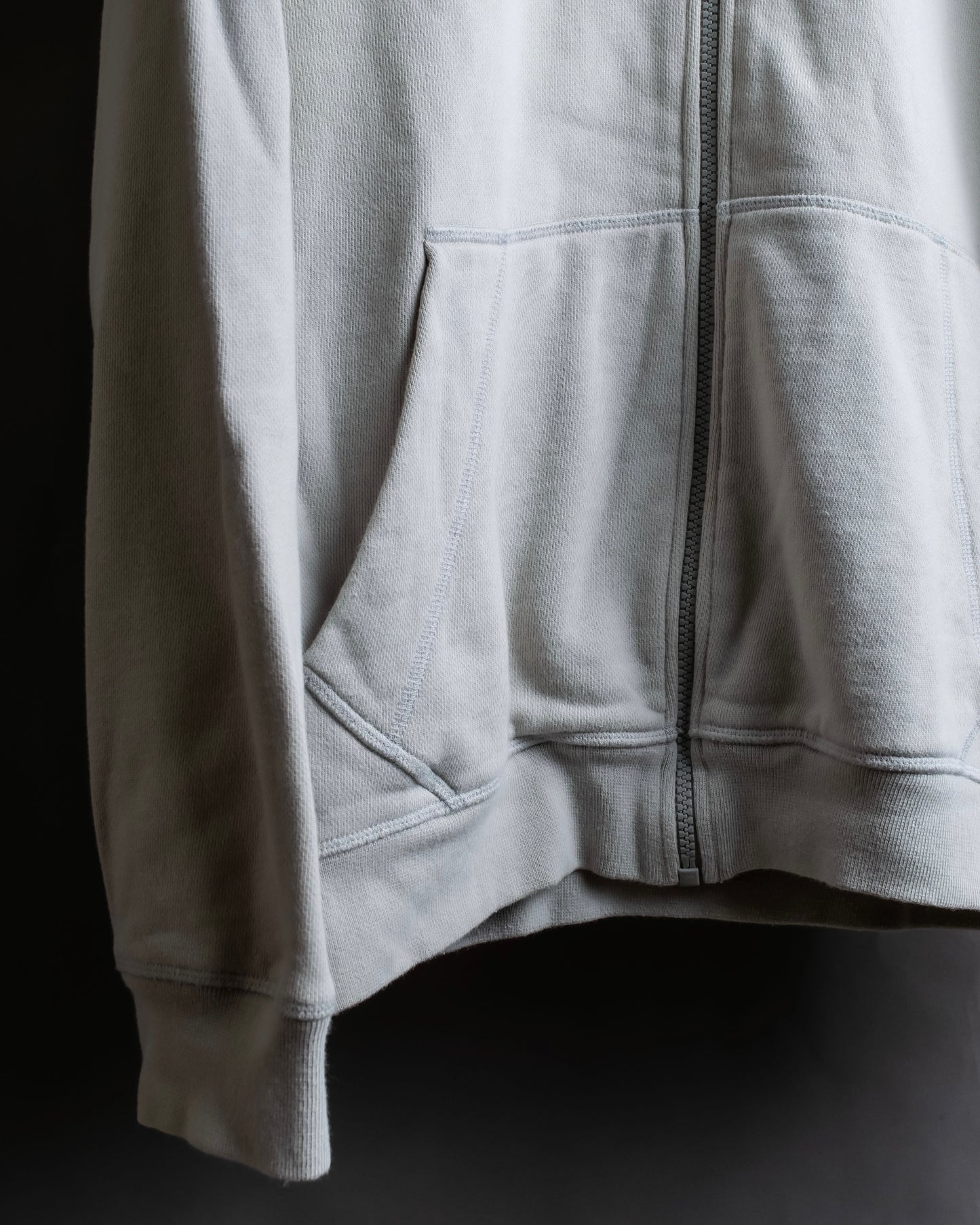 "MAISON MARGIELA" Drawstring design zip hoodie