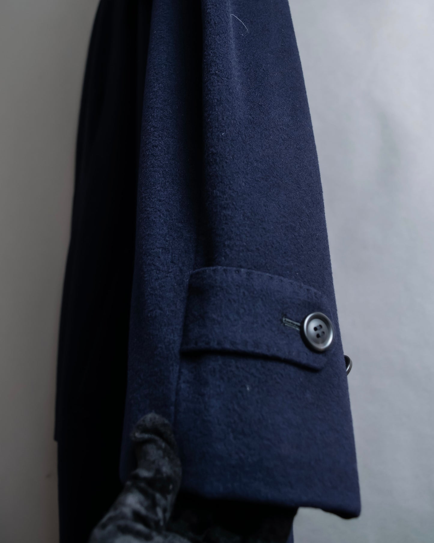 "YVES SAINT LAURENT" Stand neck fly front wool long coat