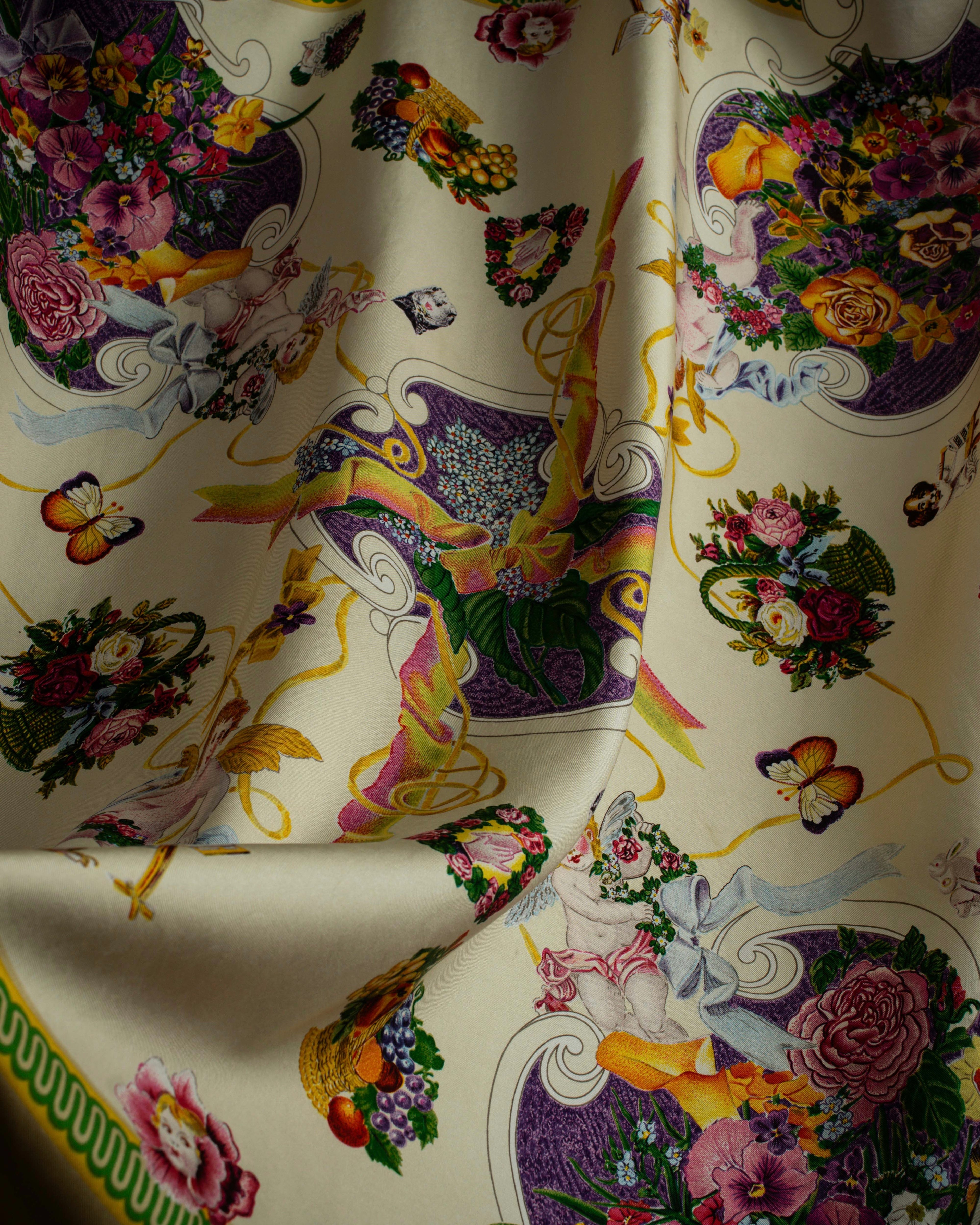 "GUCCI" Baroque painting pattern silk scarf