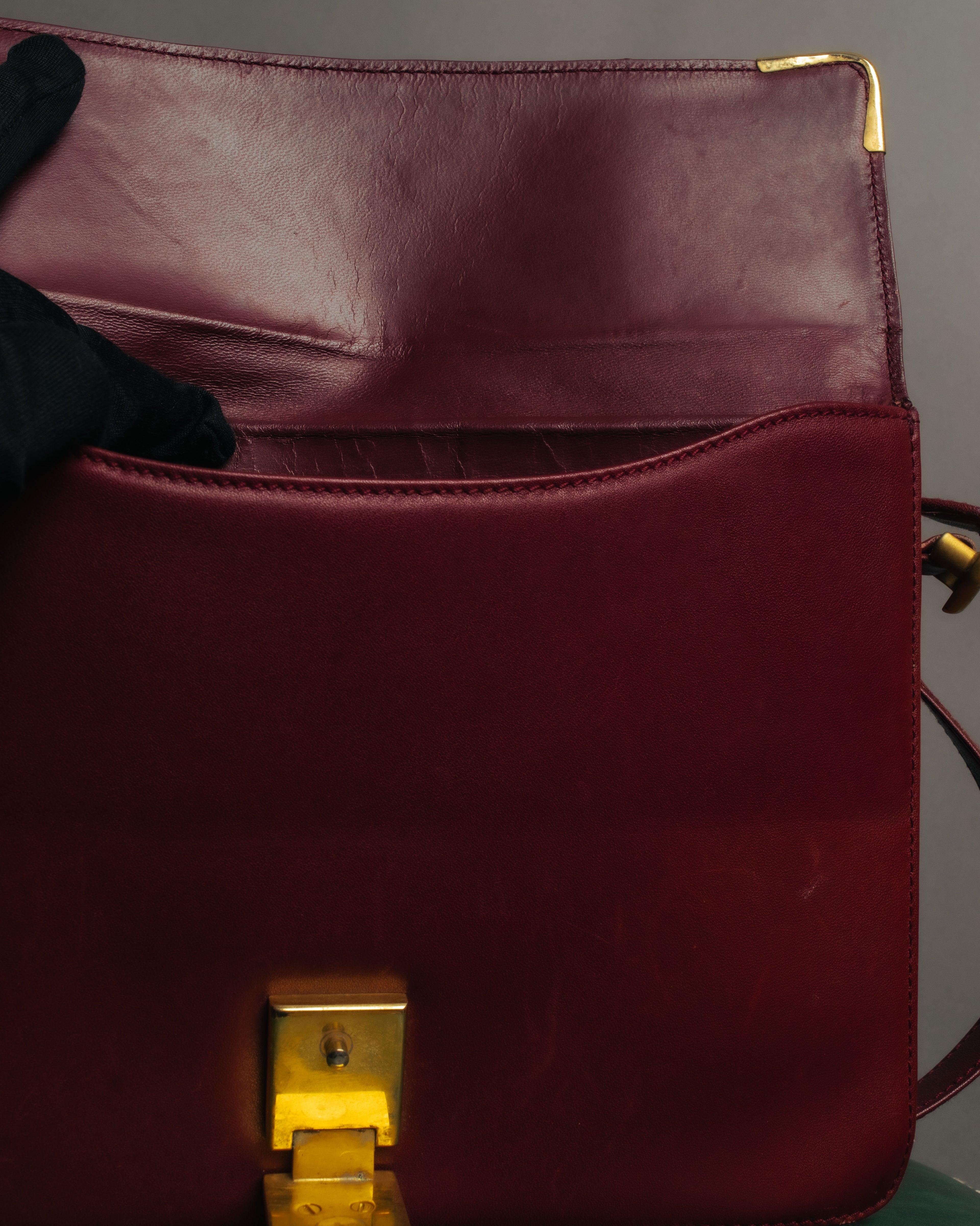 “Cartier” 80’s-90’s Must de Cartier burgundy leather shoulder bag