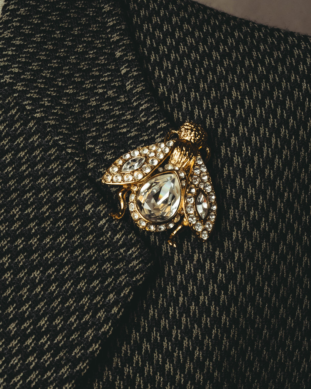 -SPECIAL- “Christian Dior” 80’s crystal embellished bee motif brooch