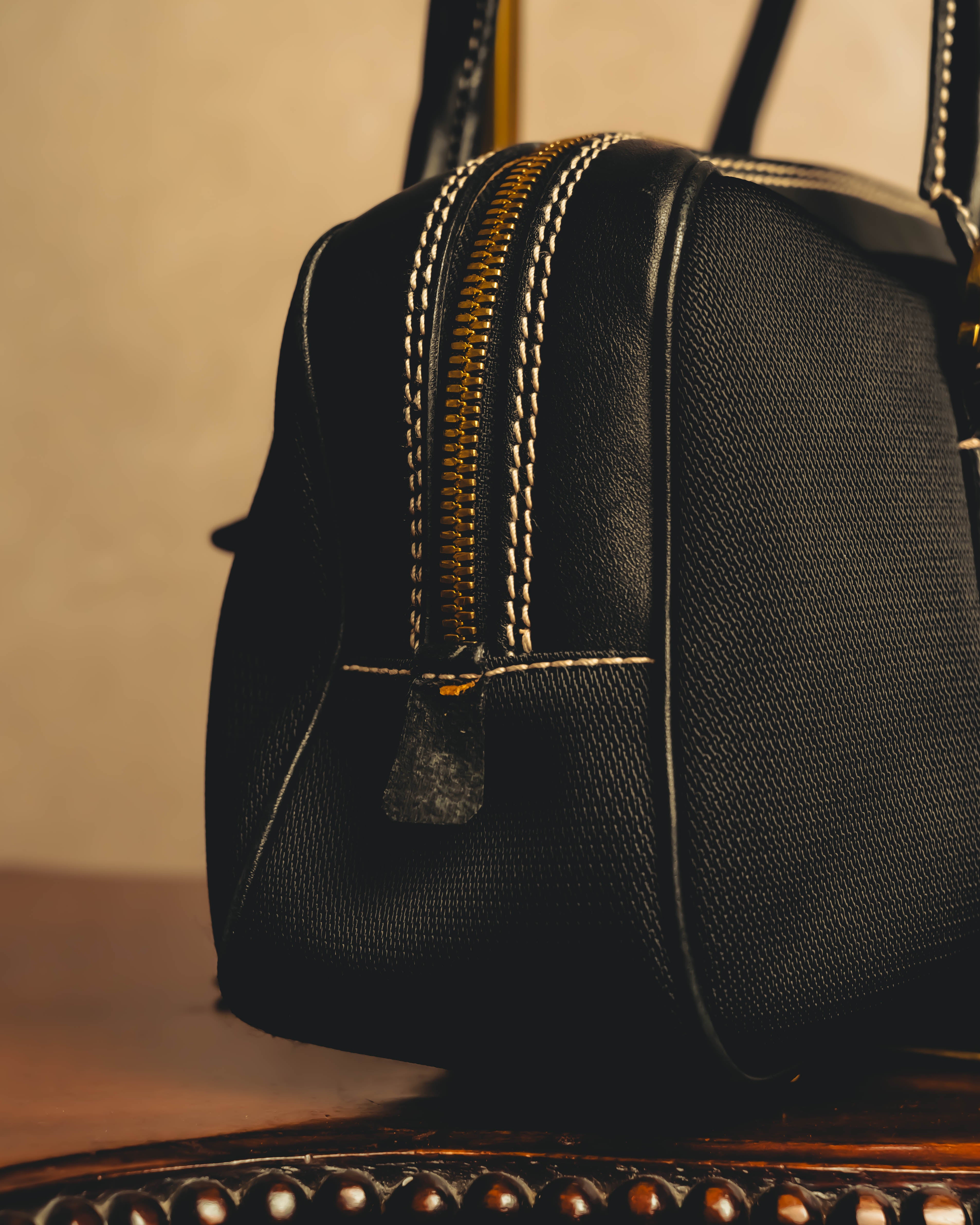 “Salvatore Ferragamo” 90’s-00’s Gancini-detail textured canvas shoulder bag