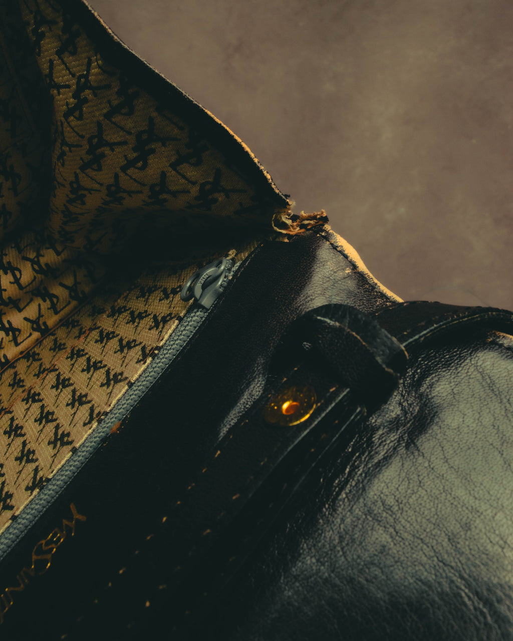 "Yves Saint Laurent" 80's-90's Quilted leather shoulder bag