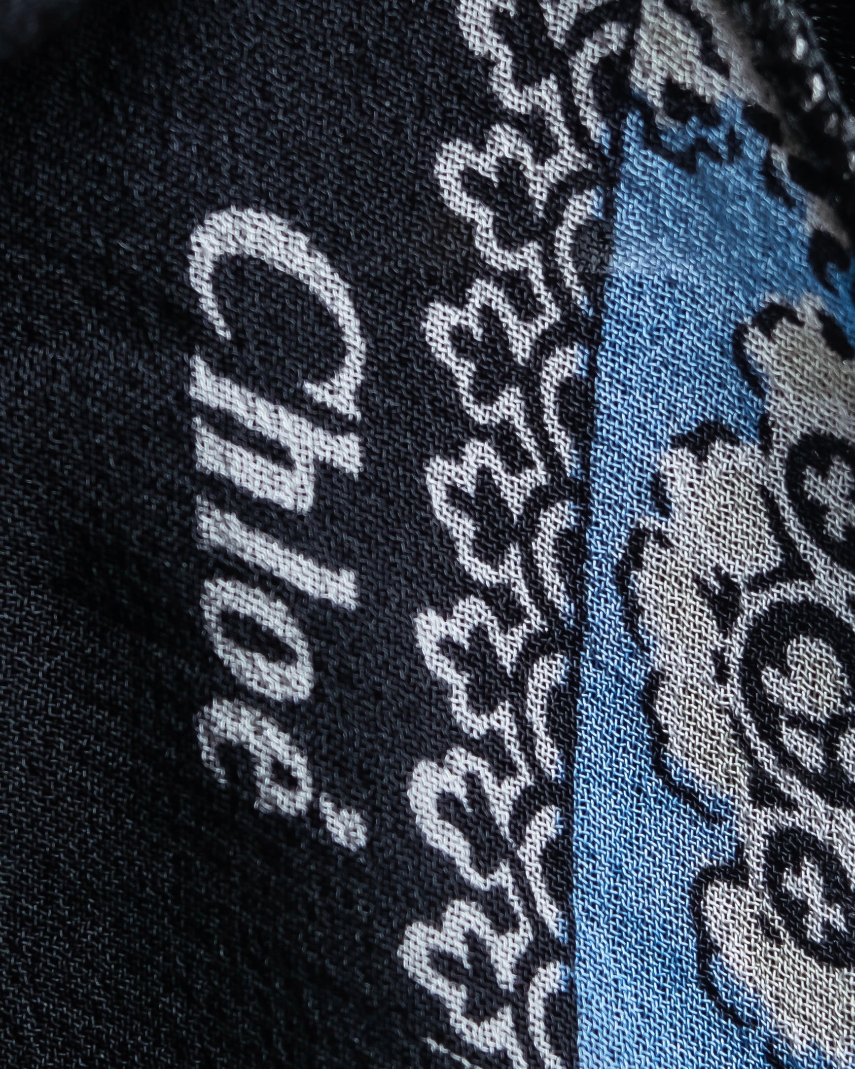 "Chloe" Small floral print super long stole