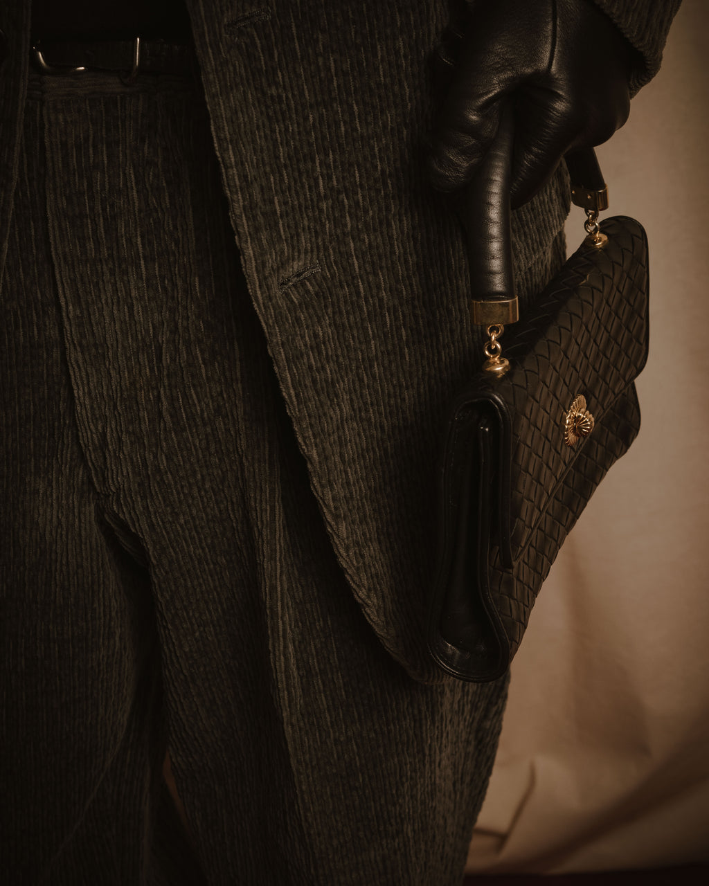 –SPECIAL– "BOTTEGA VENETA"
Late 80s–Early 90s Intrecciato trapezoid leather bag