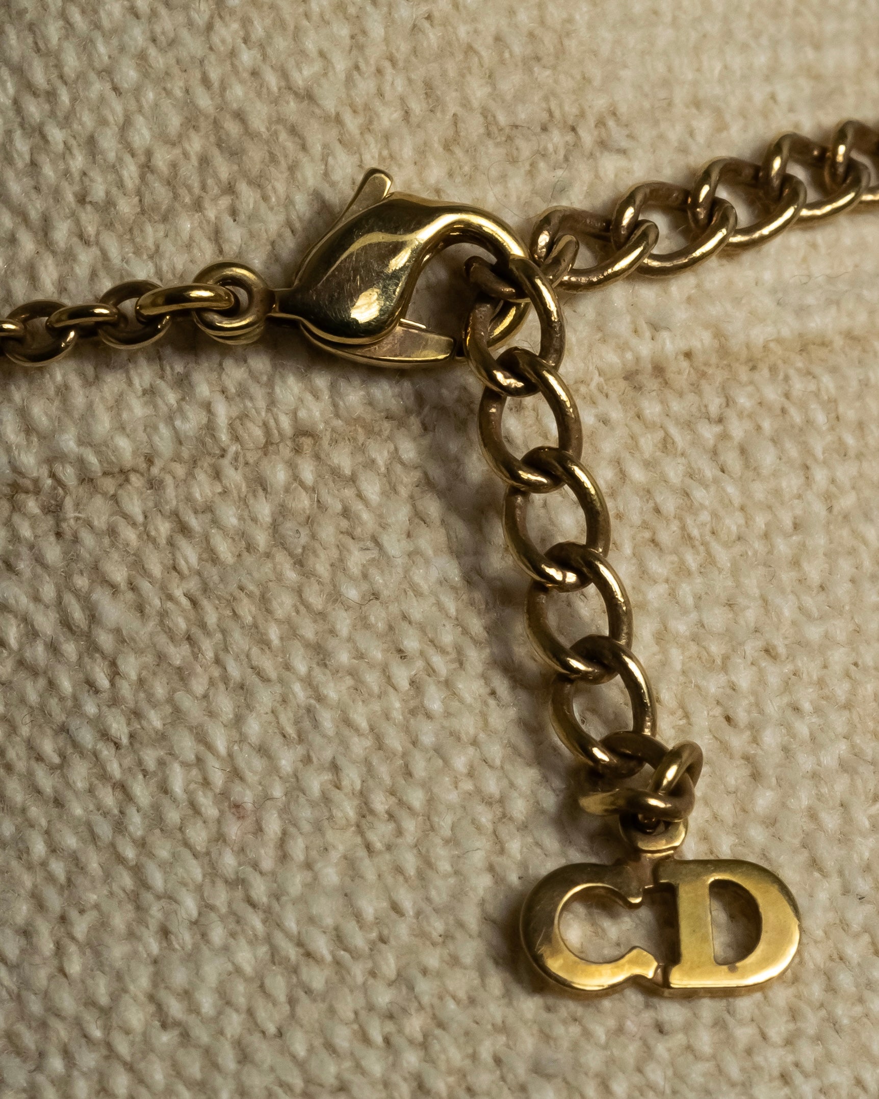 "Dior" CD logo iconic top design necklace