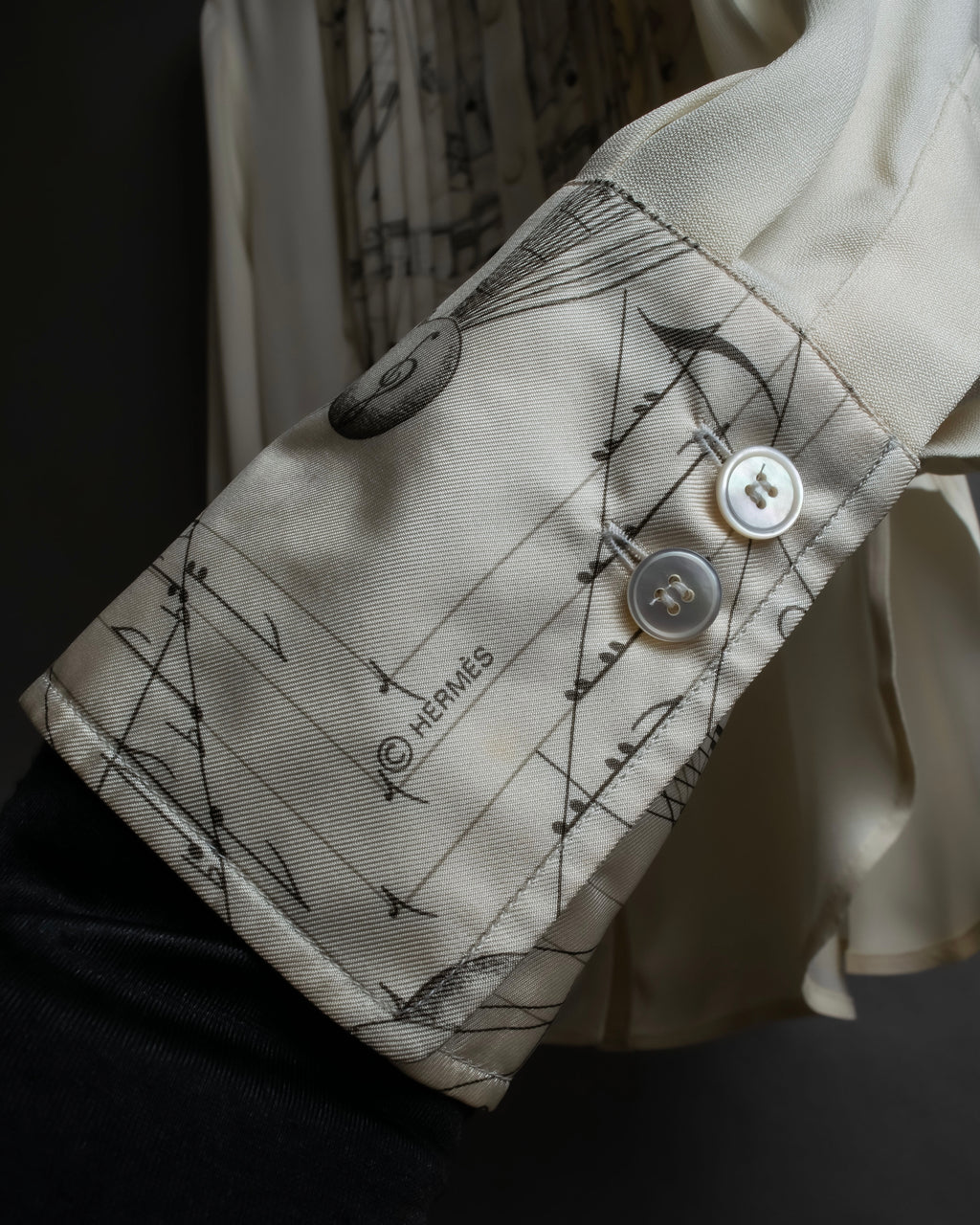 "HERMES" 90's Musical score motif front pleated shirt