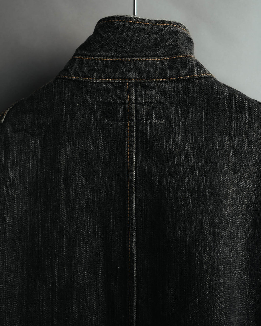 -MOOD MILLÉSIMES- 00’s faded black denim shirt jacket
