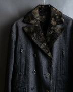 "tricot COMME des GARCONS" 
Double-breasted reversible fur tailored coat