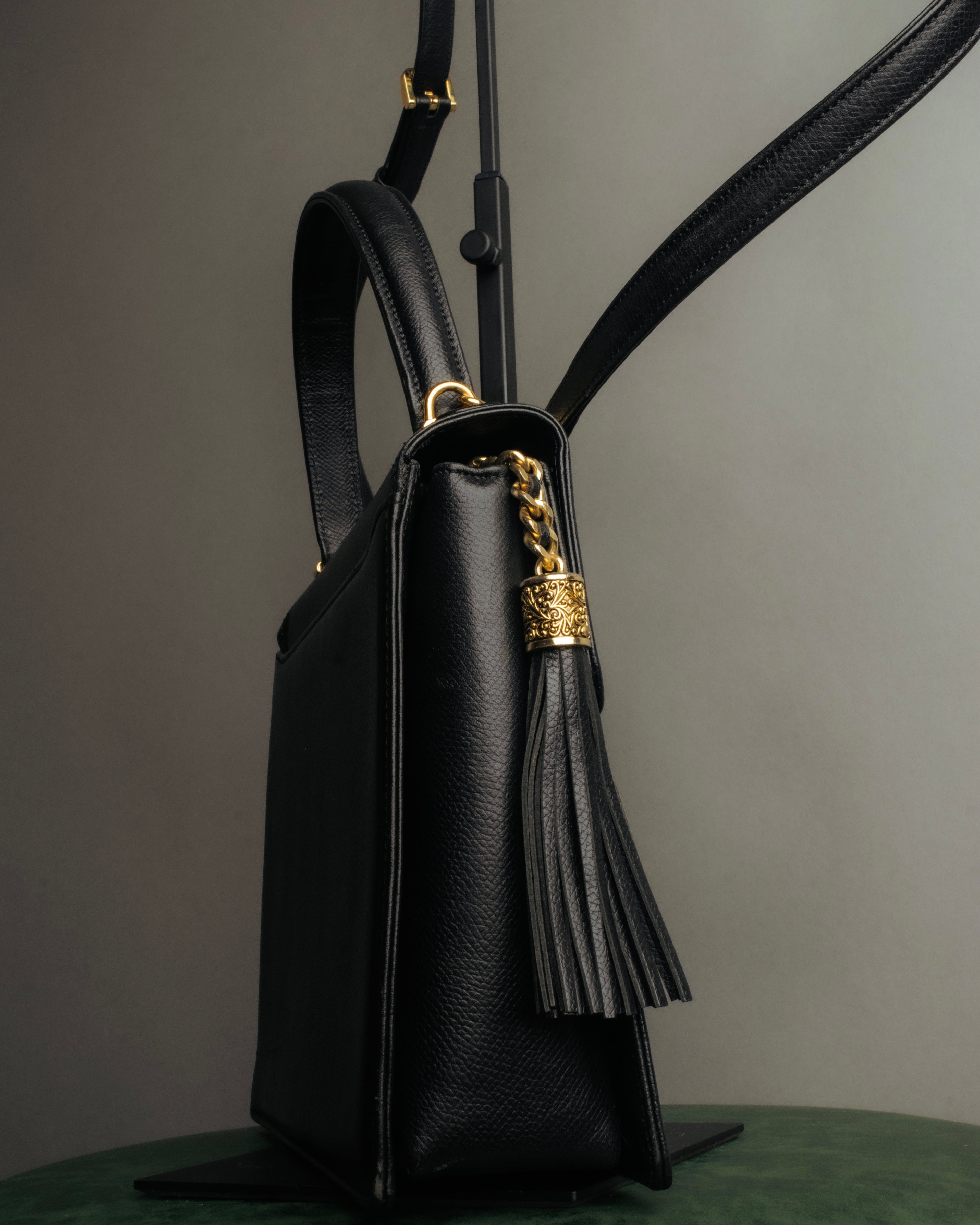 “Valentino Garavani” 90’s-00’s Structured V logo leather handbag