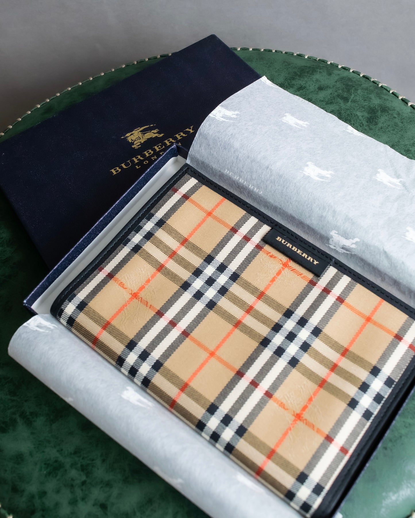 "BURBERRY" Nova check & horse riding knight pattern leather notebook cover