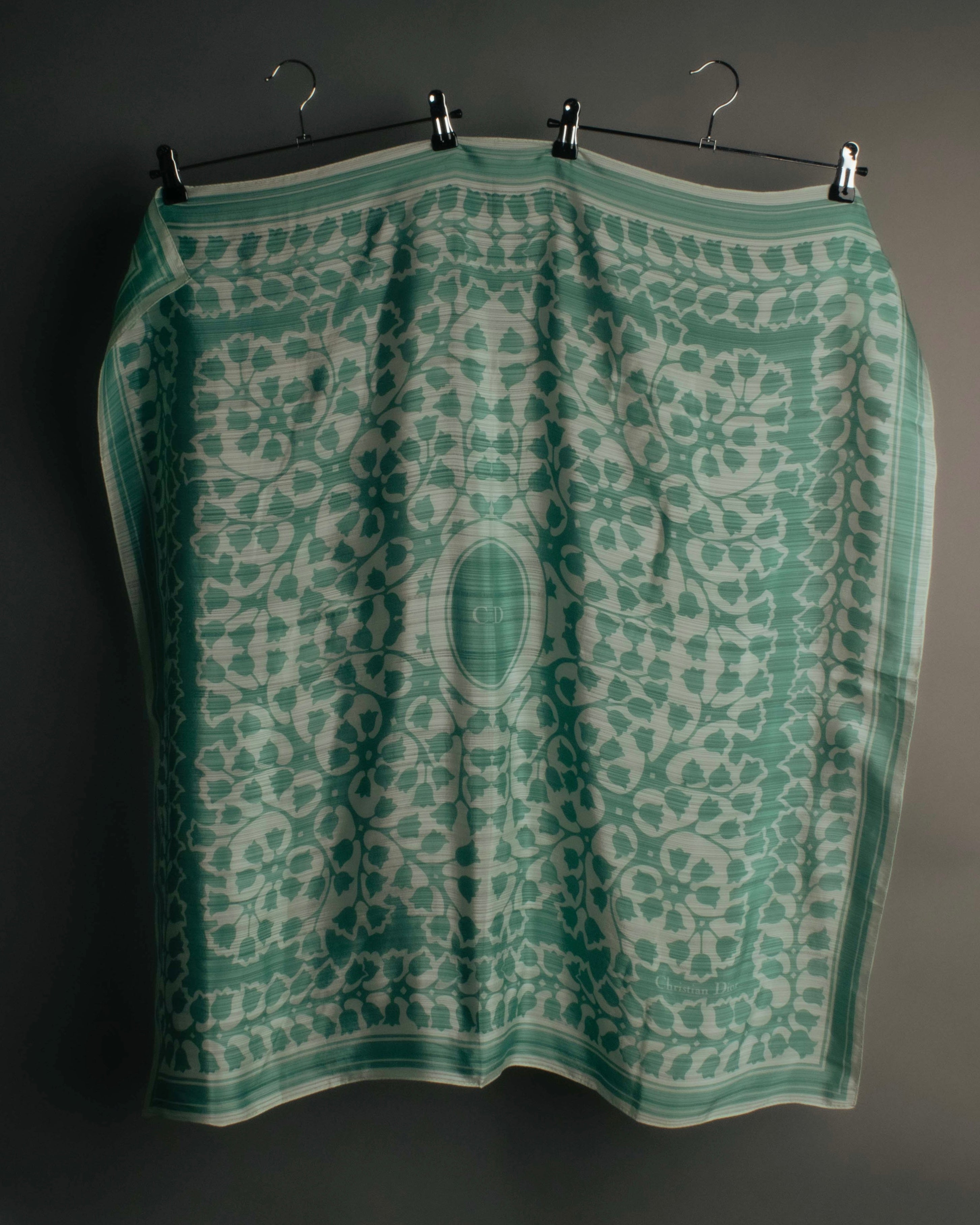 "Christian Dior" 85's-95's Vintage emerald tulip botanical silk shantung scarf