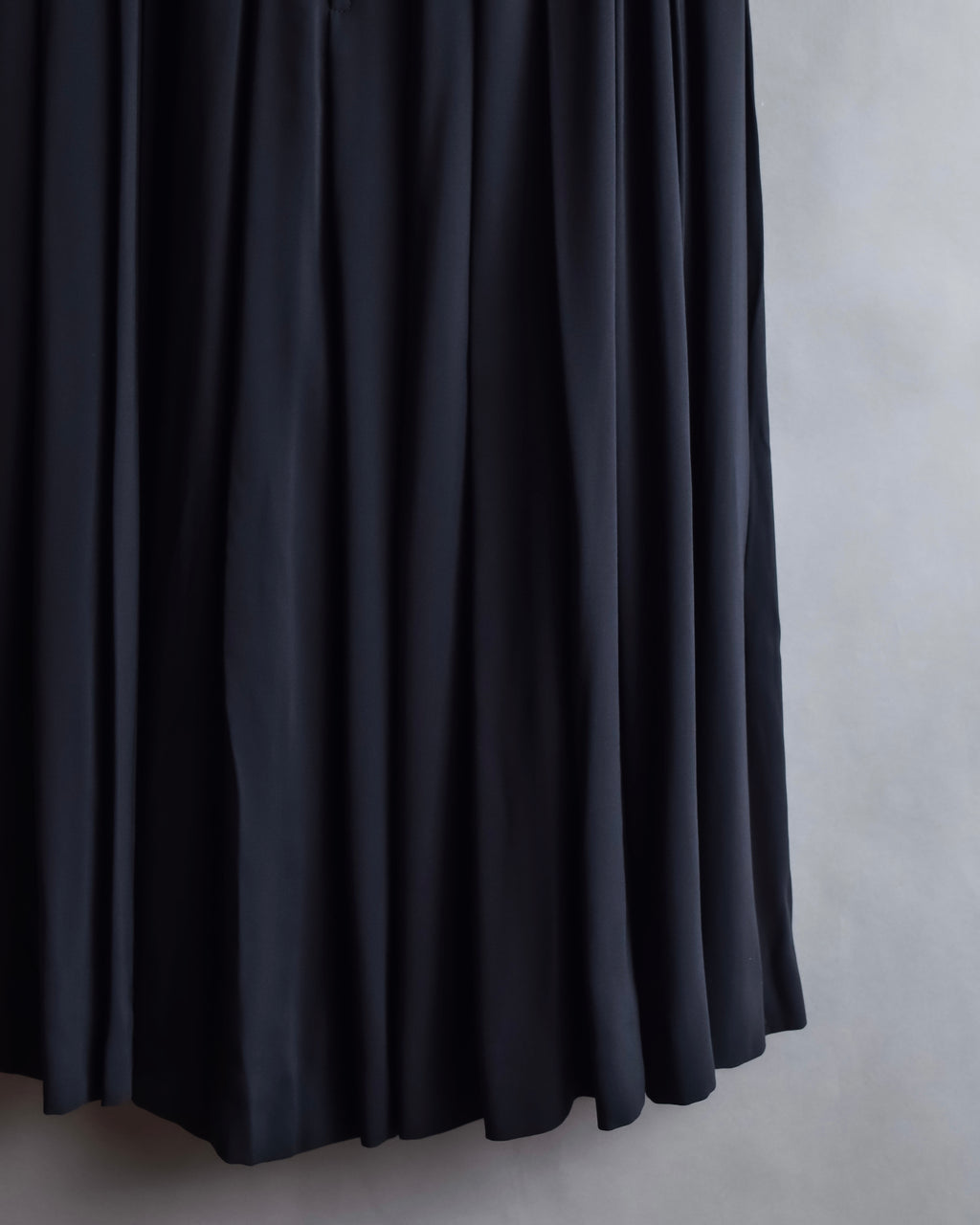 "Chloe" Fold-in pleats maxi length skirt