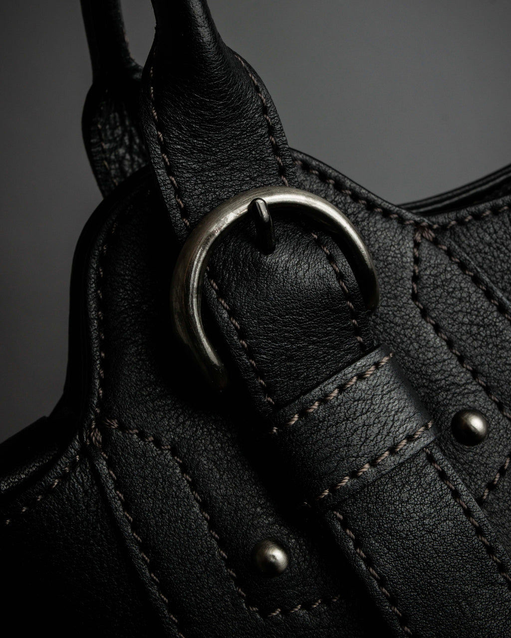 "Mila Schön" Horizontal minimalist metal fittings leather one-handle bag