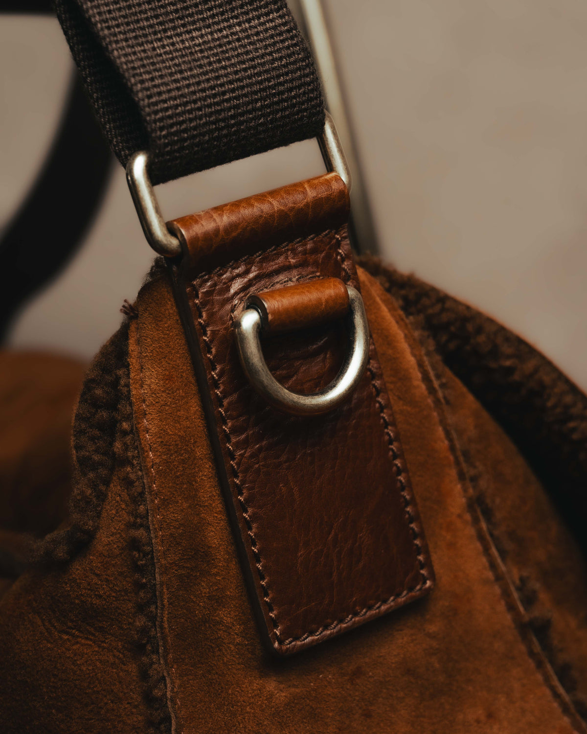-SPECIAL- "Yves Saint Laurent" 00's Luxurious shearling double buckle messenger bag