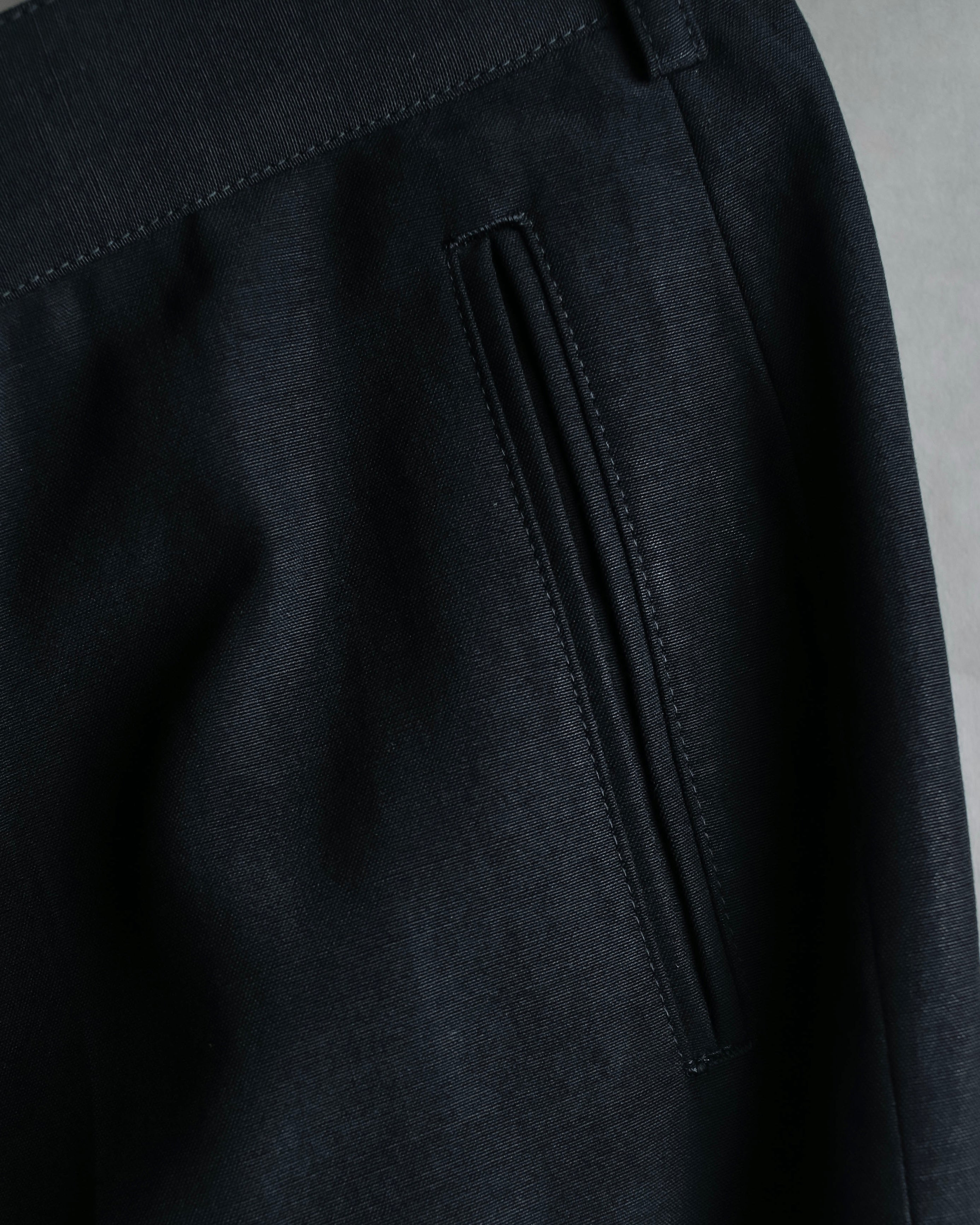 "JEAN PAUL GAULTIER FEMME"
 High-waisted straight draping slacks