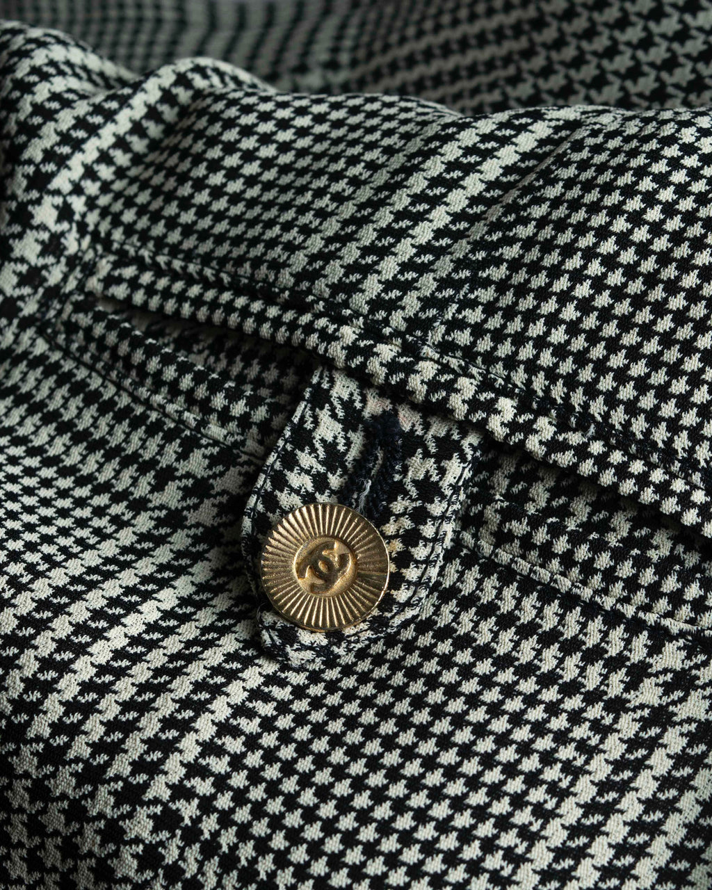 "CHANEL" Coco mark button fly detail houndstooth pattern wide slacks