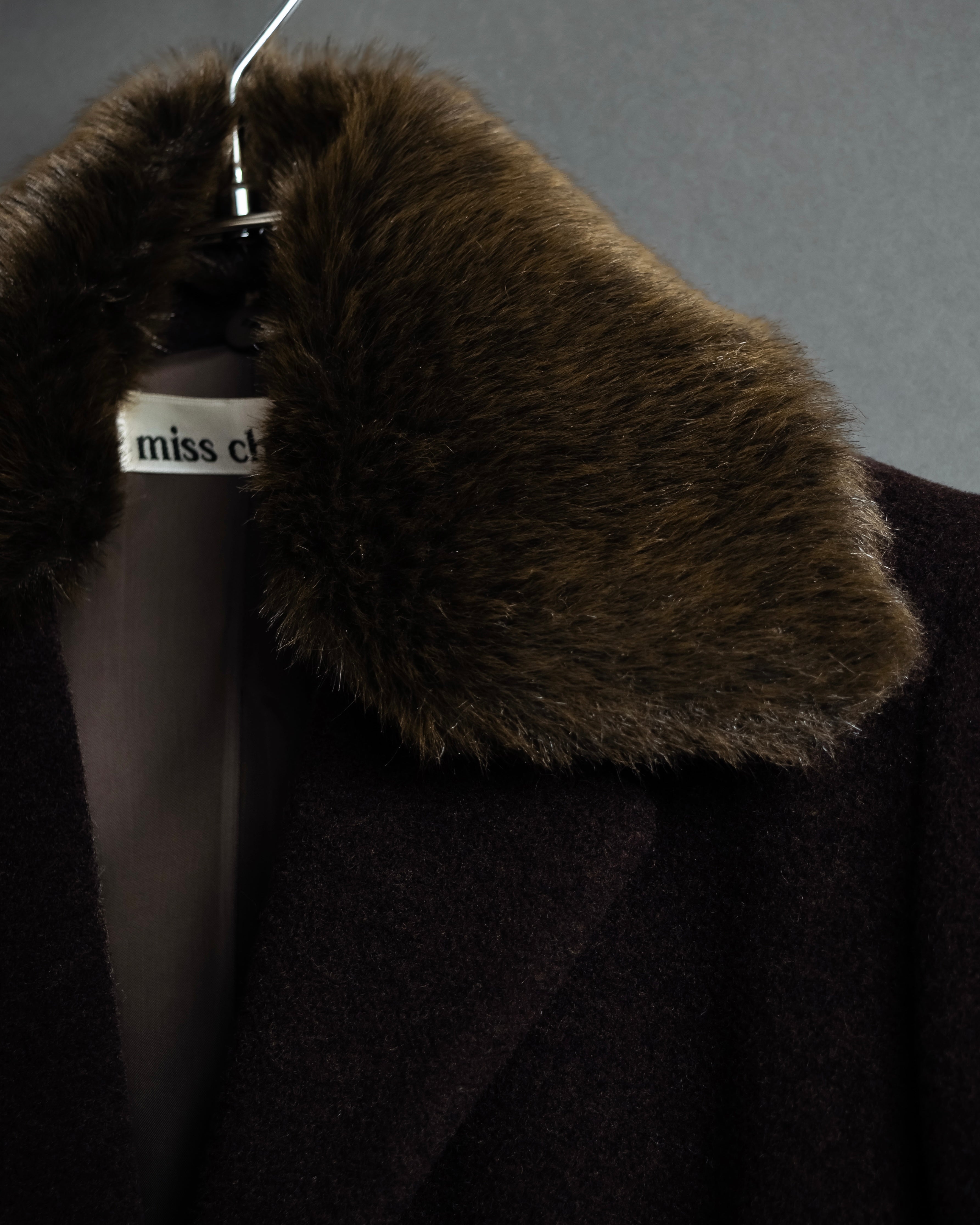 "miss Chloe" Fur collar switching design wool coat