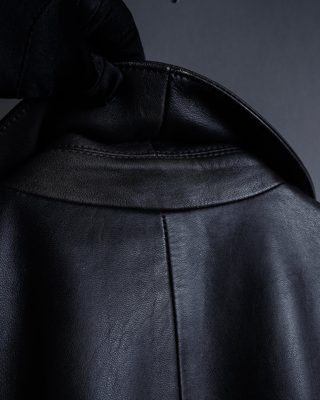 "Weekend Max Mara" Minimalist design center zip-up leather jacket