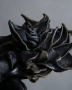 "Y's" Black leather flower motif design brooch