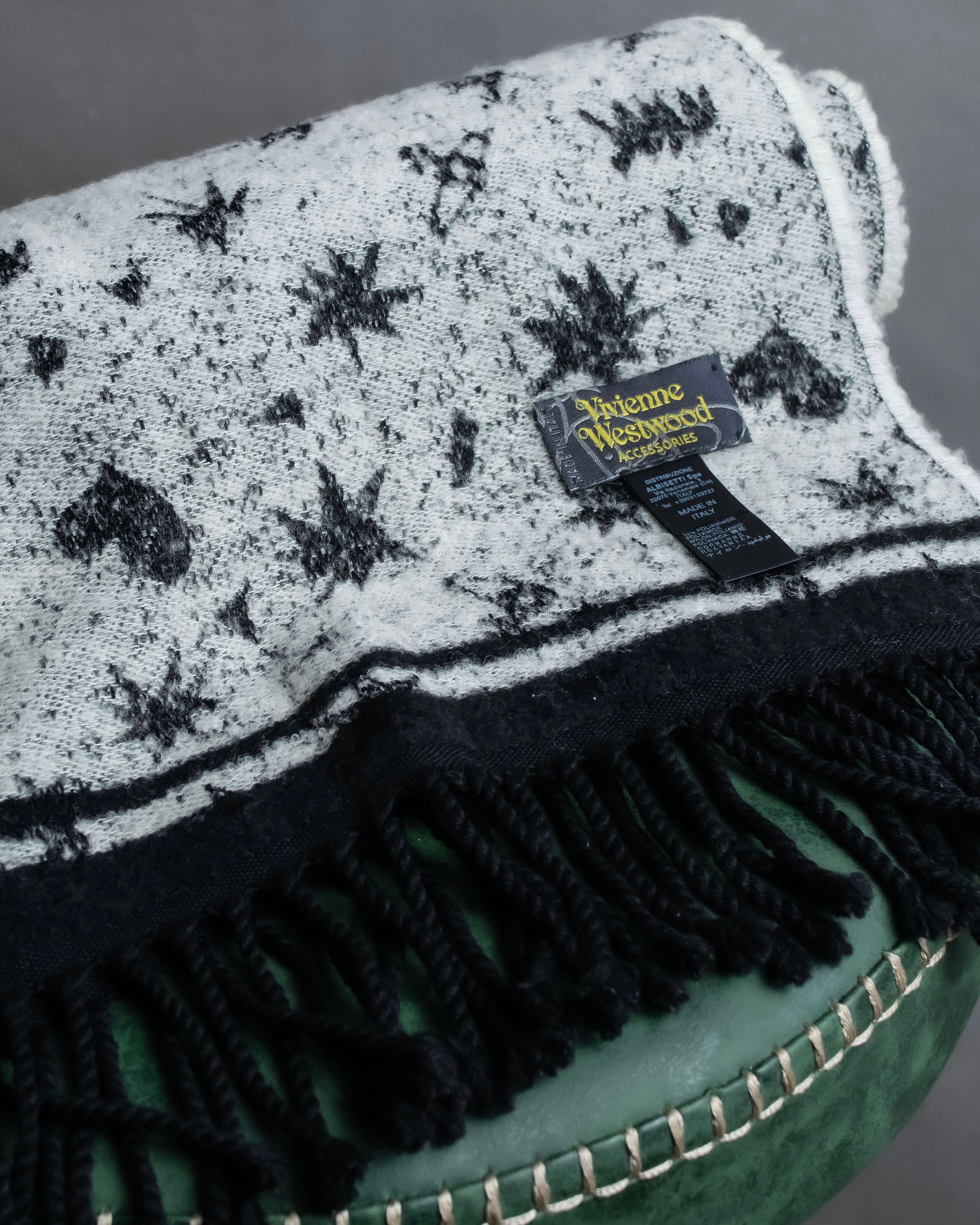 "Vivienne Westwood" Logo random motif pattern fringe muffler