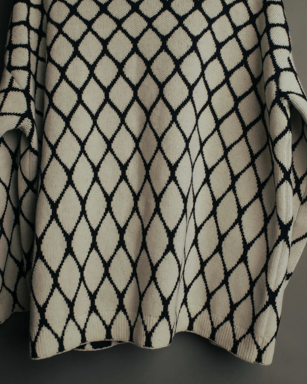 "VALENTINO" 20's Oversized diamond jacquard turtleneck knit sweater