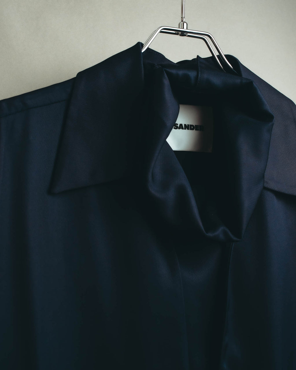 -SPECIAL- "Jil Sander" 2023 Elegant rayon skipper mock-neck shift dress
