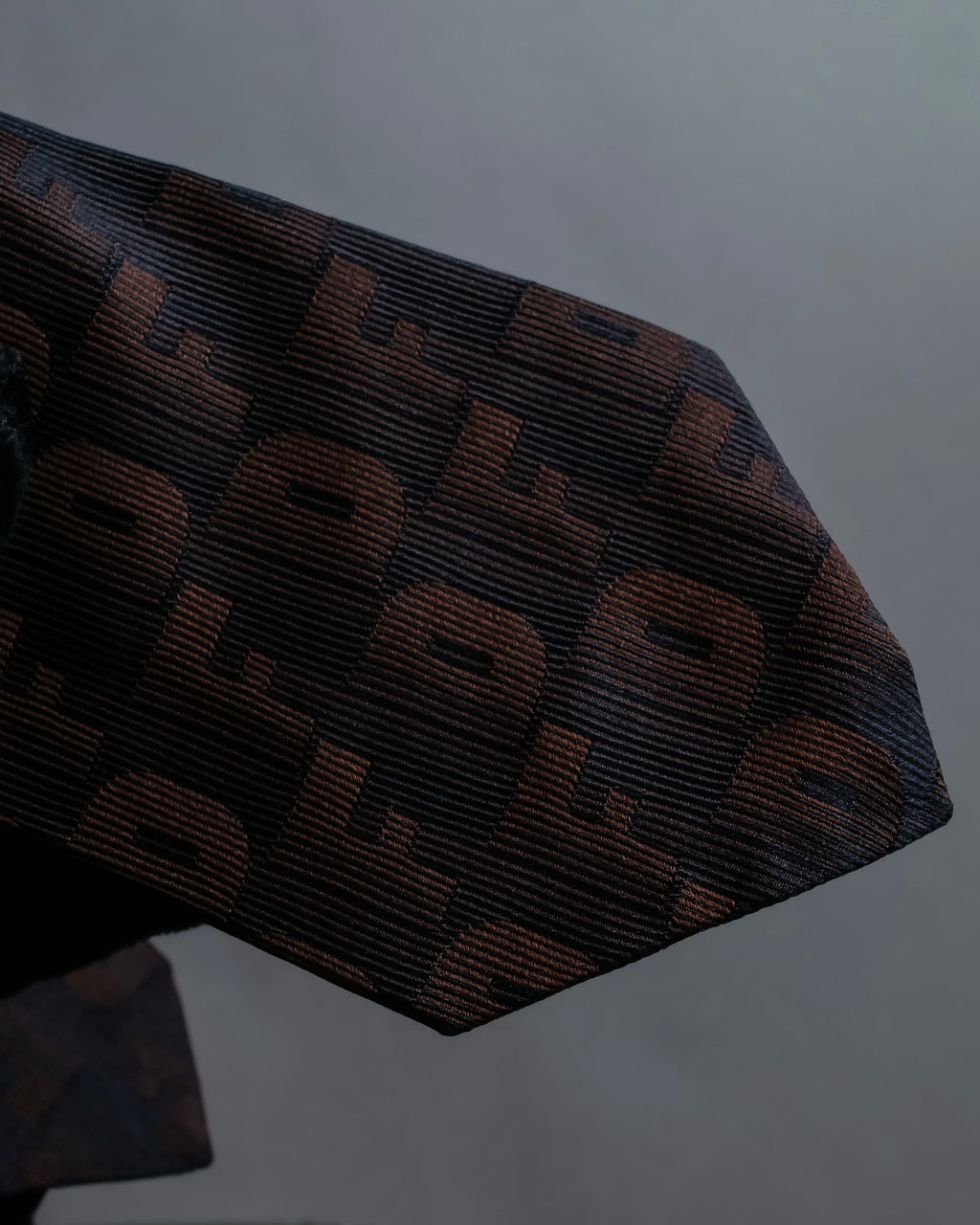 "DOMINIQUE FRANCE" Logo engraved silk necktie