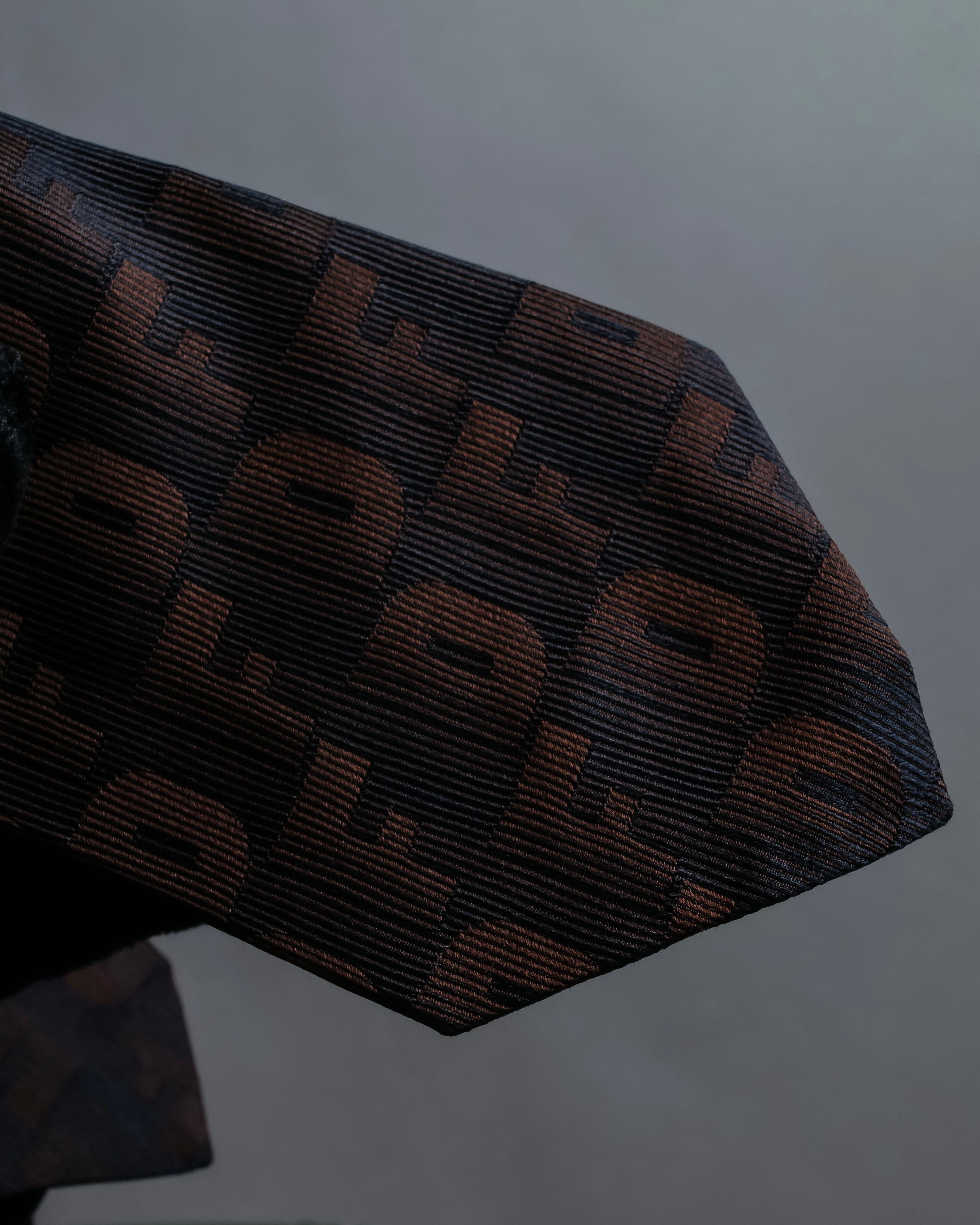 "DOMINIQUE FRANCE" Logo engraved silk necktie