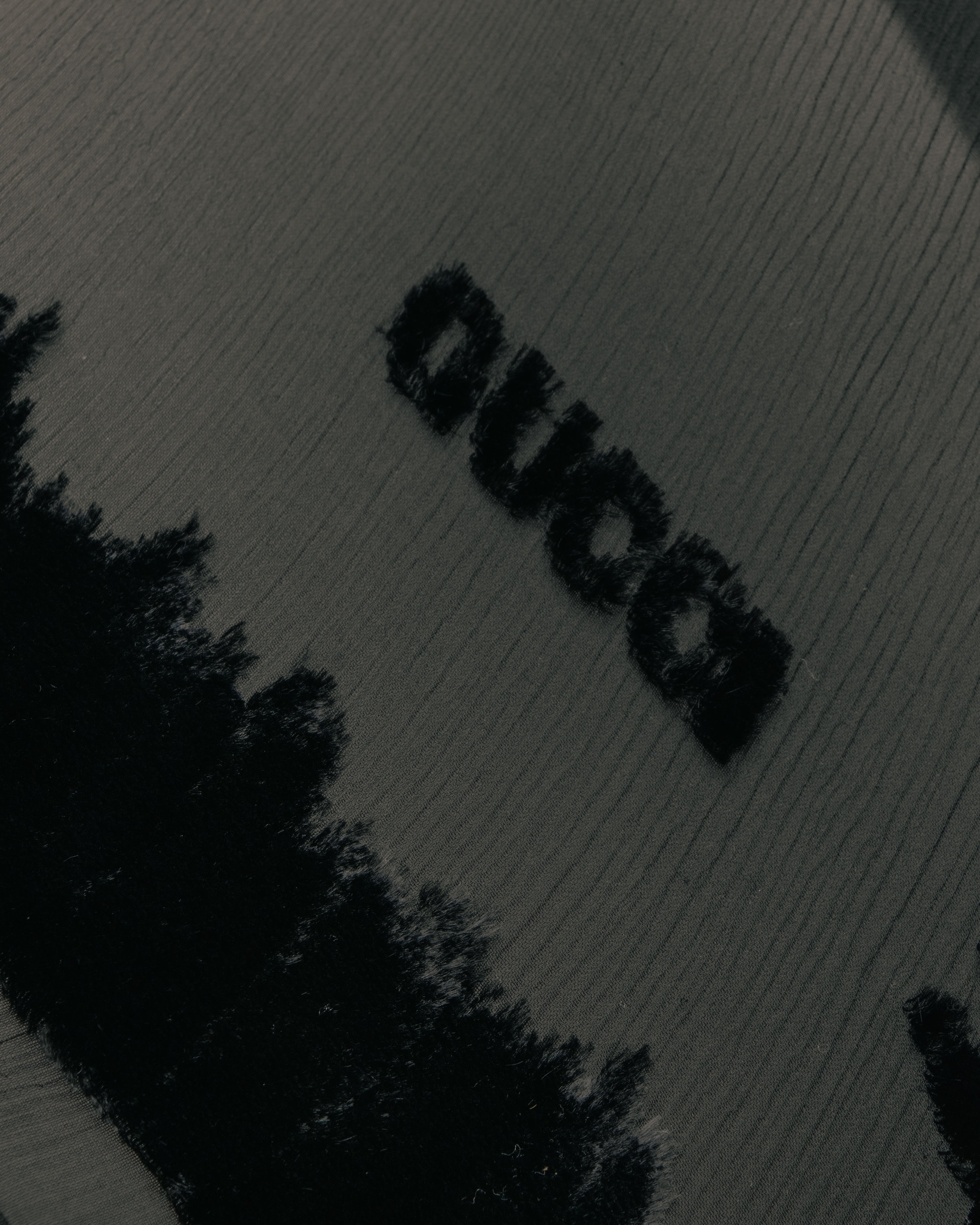 “GUCCI” 90’s-00’s Sheer velvet trimmed silk blend stole