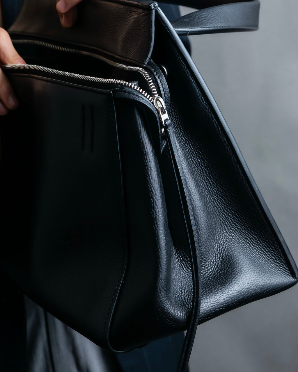 "CELINE" Edge medium one handle shoulder bag