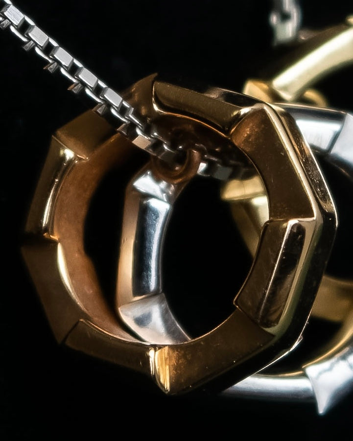 "GUCCI" Link to Love collection silver necklace