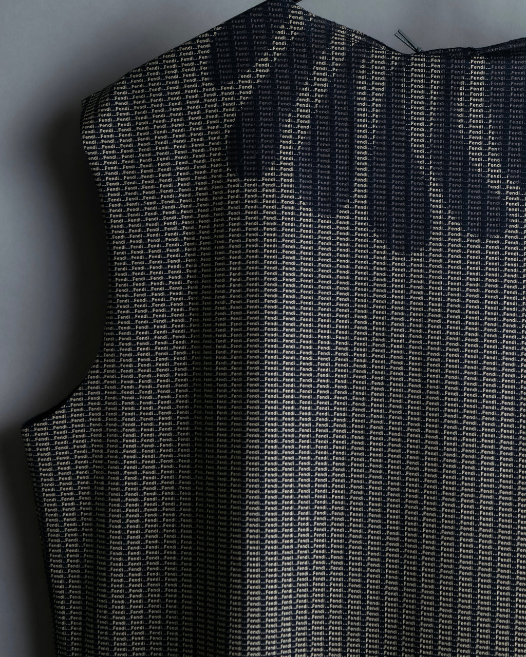 "FENDI" Logo print V-neck sleeveless top