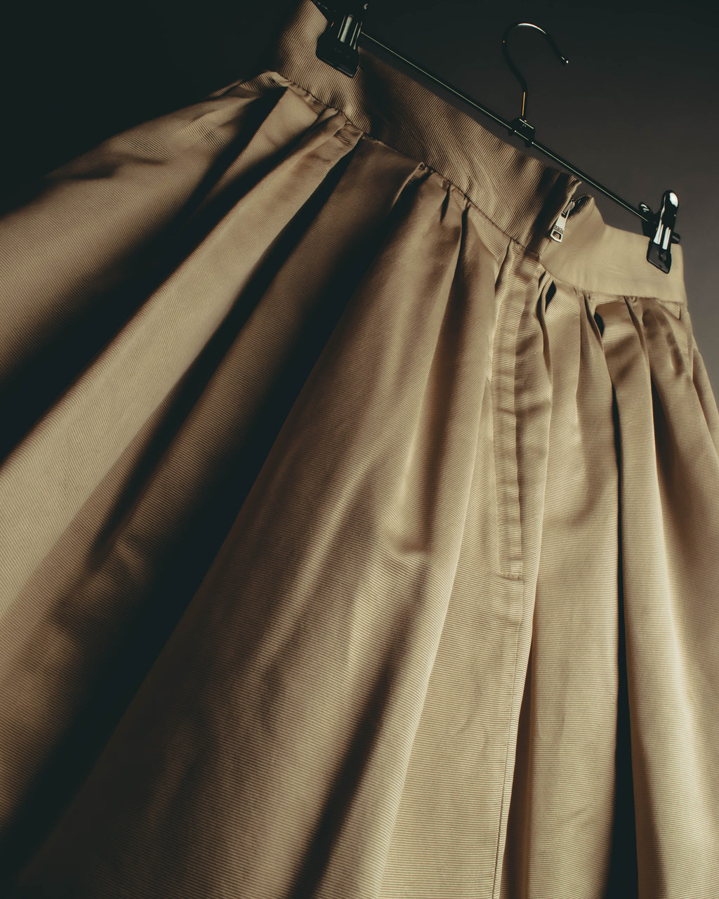 "DOLCE & GABBANA" 10's Lustrous pleated silk skirt