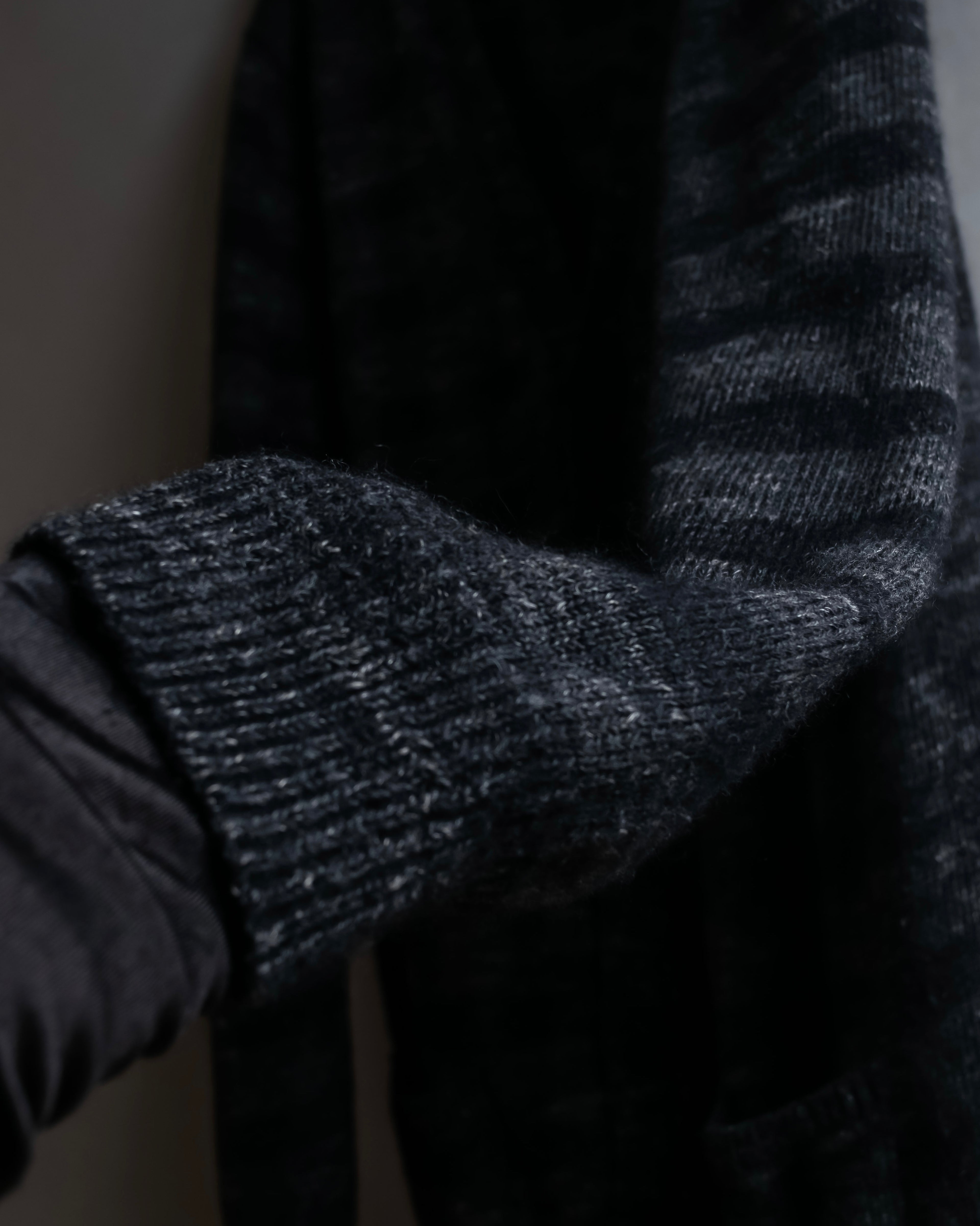 "CHANEL" Sample product hairy material light unevenness cardigan